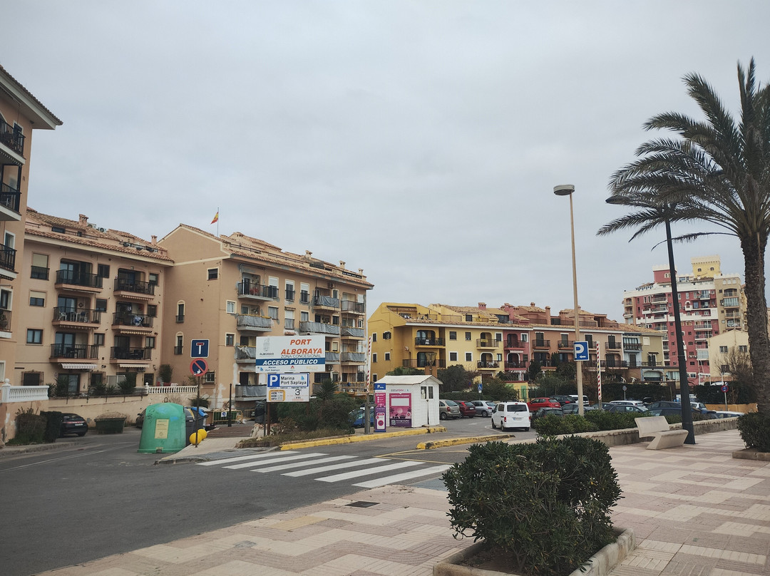 Port Saplaya景点图片