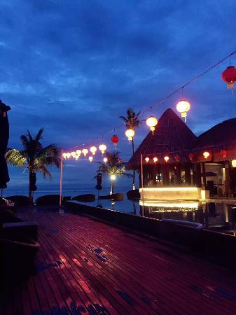 巴厘蓝梦岛沙滩俱乐部别墅度假村主图