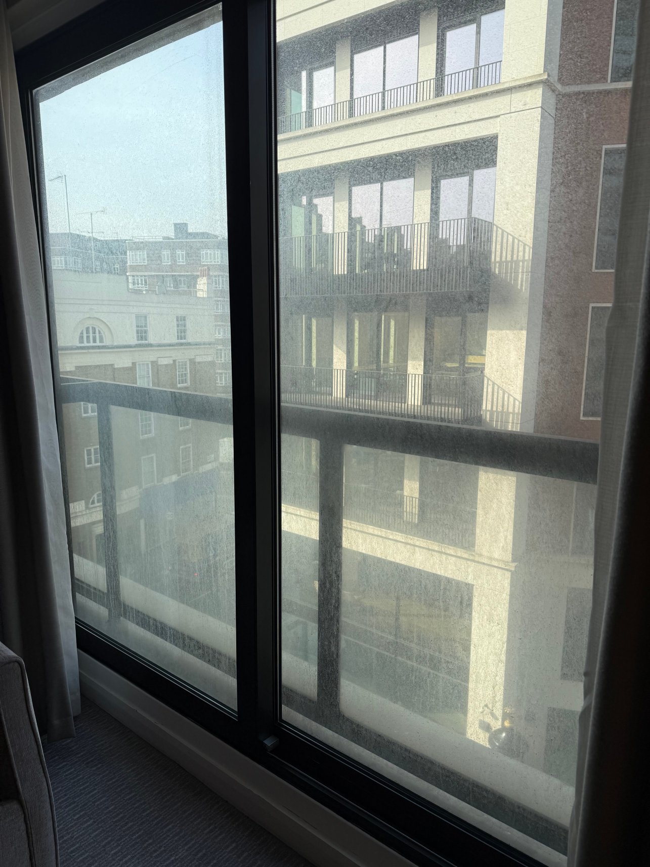 伦敦大理石拱门万豪酒店-客卧