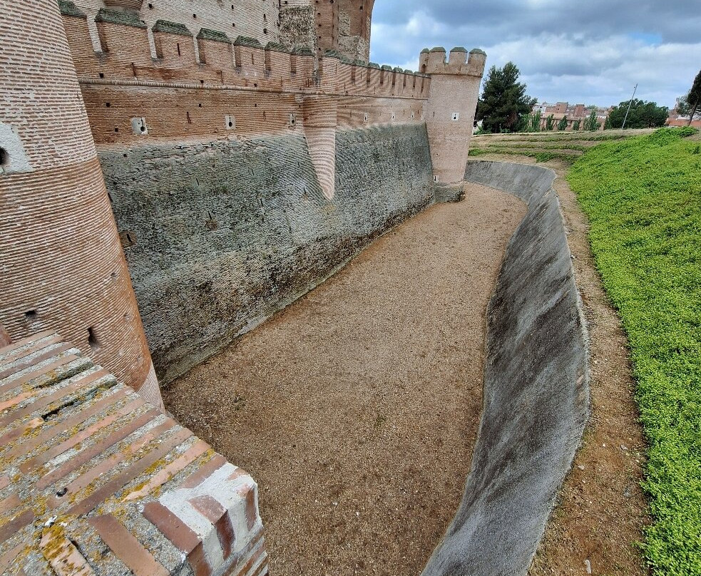 Castillo de la Mota-Medina del Campo必去景点