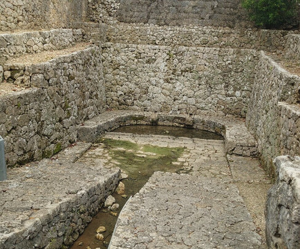 Kinjo Ookegawa-那霸市必去景点