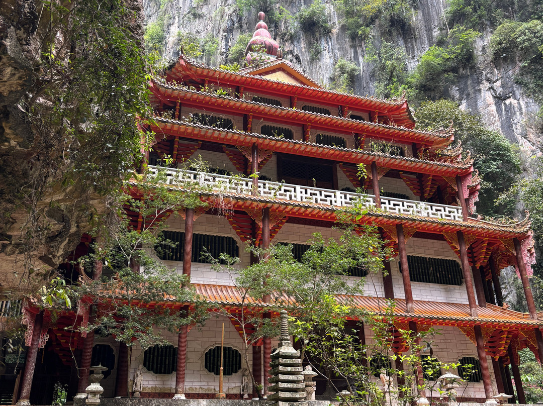 Sam Poh Tong Temple-怡保必去景点