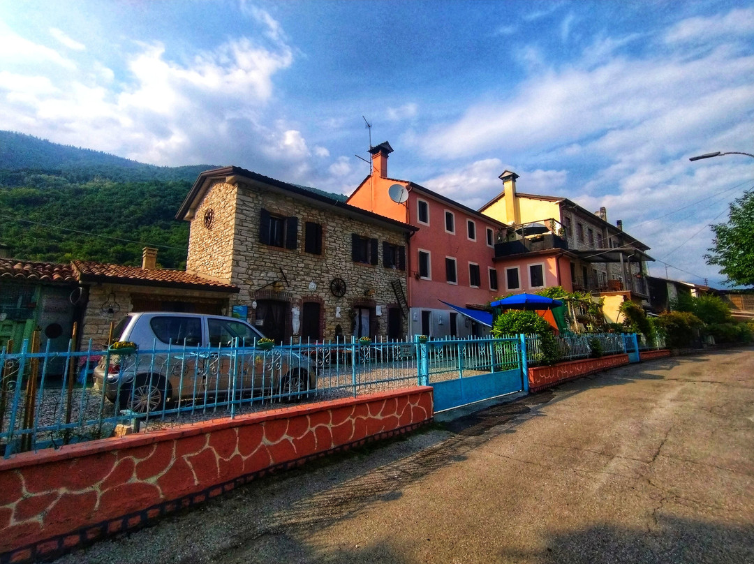 Tarzo酒店住宿-Art B&B 'La Casa del Pittore'