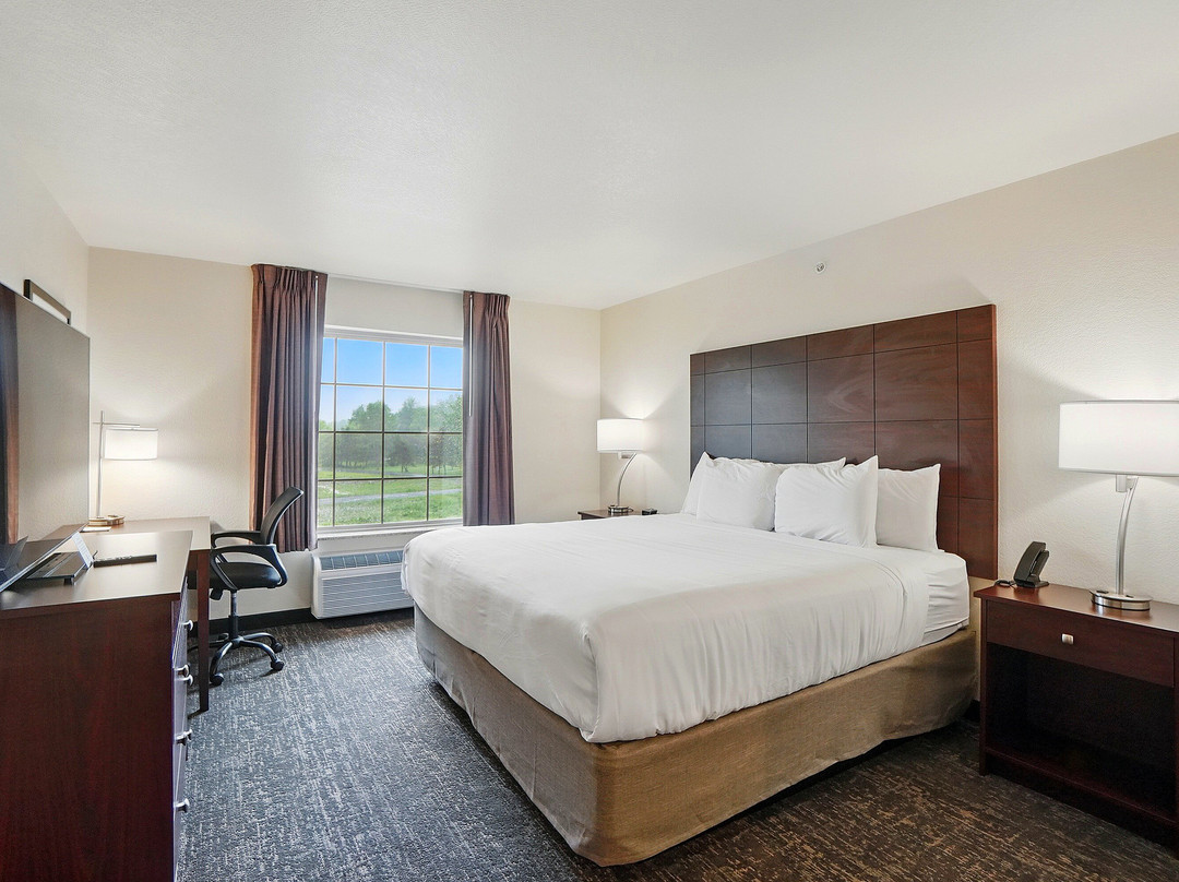 Cobblestone Hotel & Suites - Eaton