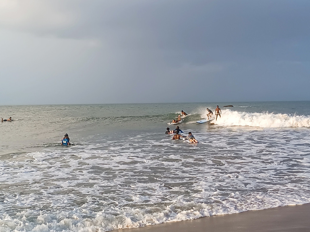Happy surf school-阿鲁甘湾必去景点