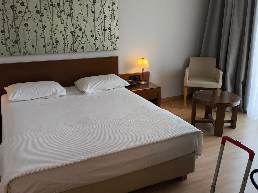 Pharae Palace Hotel主图