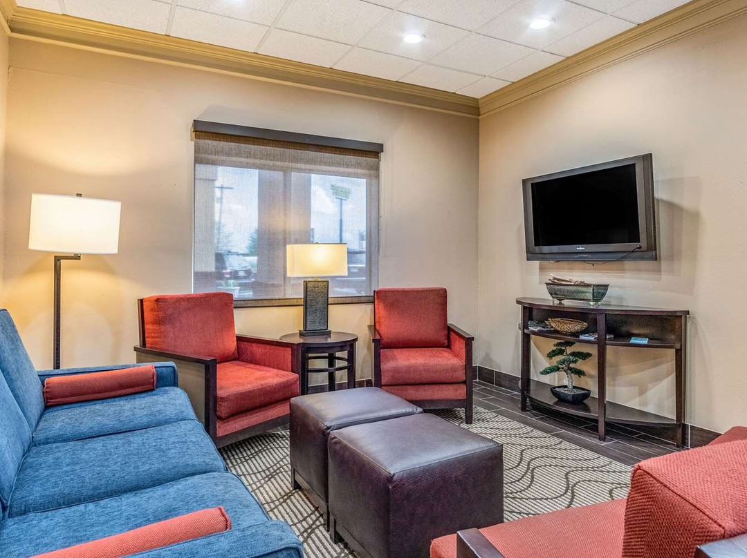 Russellville酒店住宿-Comfort Inn & Suites Tuscumbia - Muscle Shoals