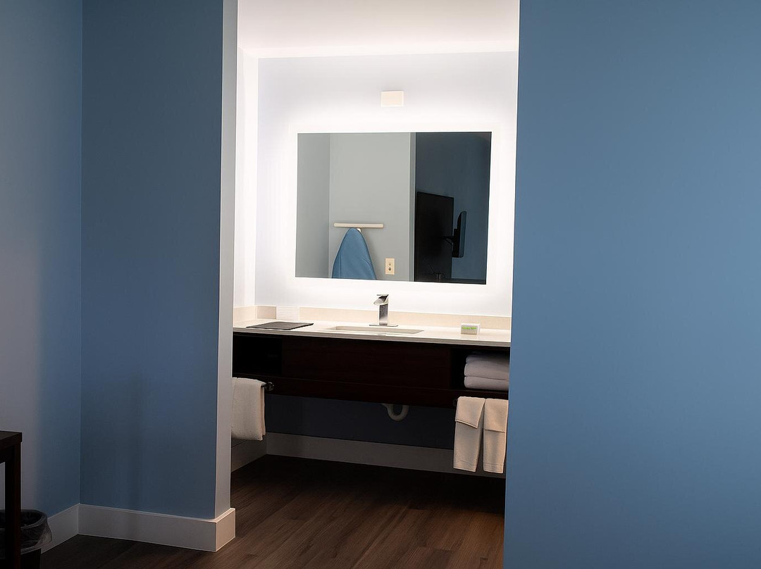 Florence Inns & Suites主图