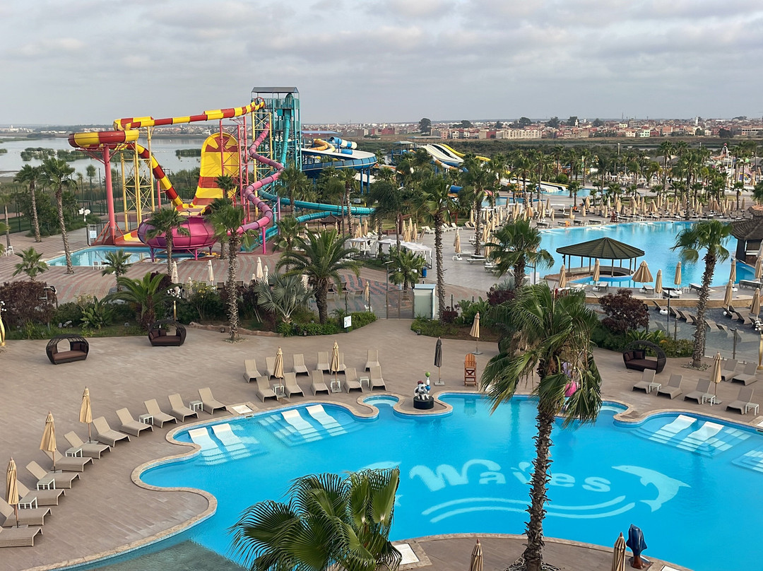 Waves Aquapark-Kenitra必去景点