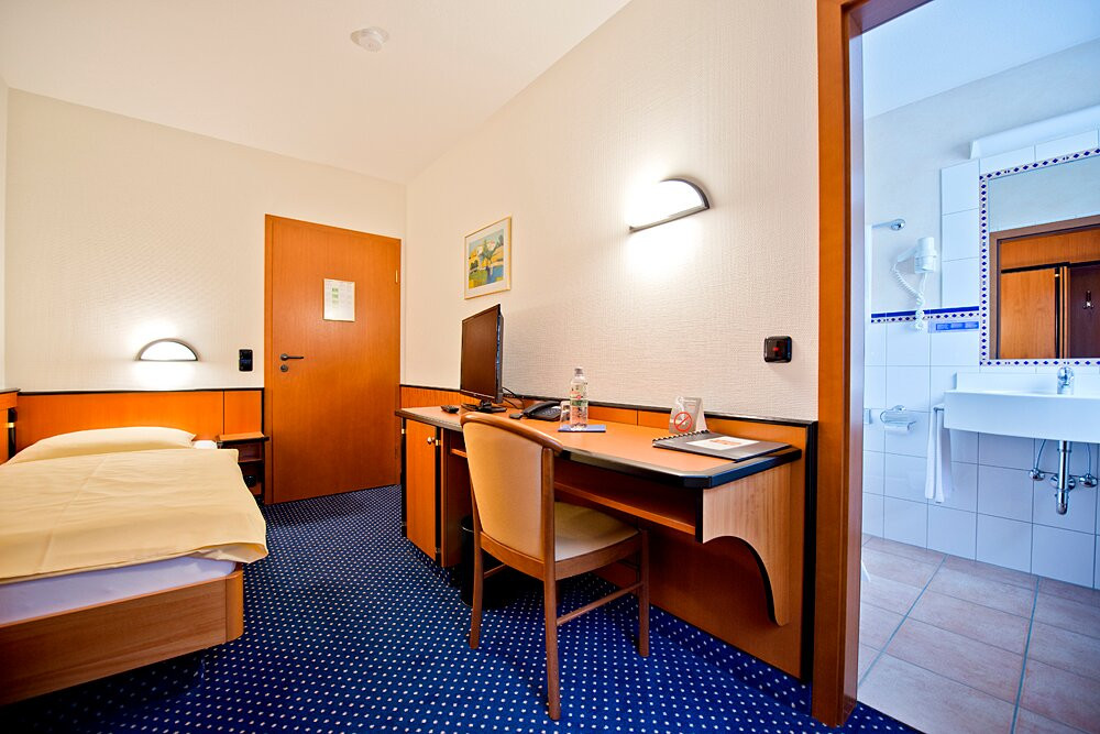 Panorama Hotel主图