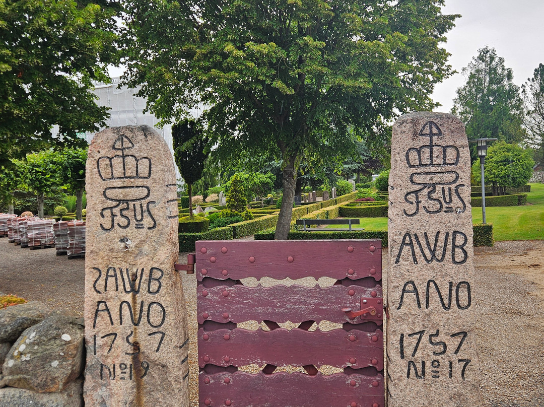 Hundslund Kirke-Hundslund必去景点