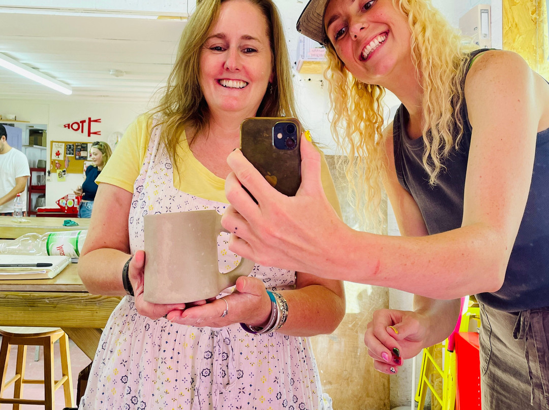 Tor Pottery Works-Porth必去景点