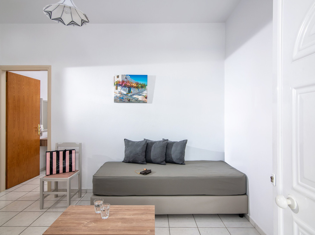 Belvedere Village主图