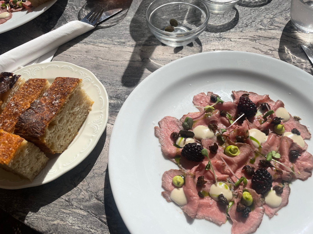 Omegn Osteria