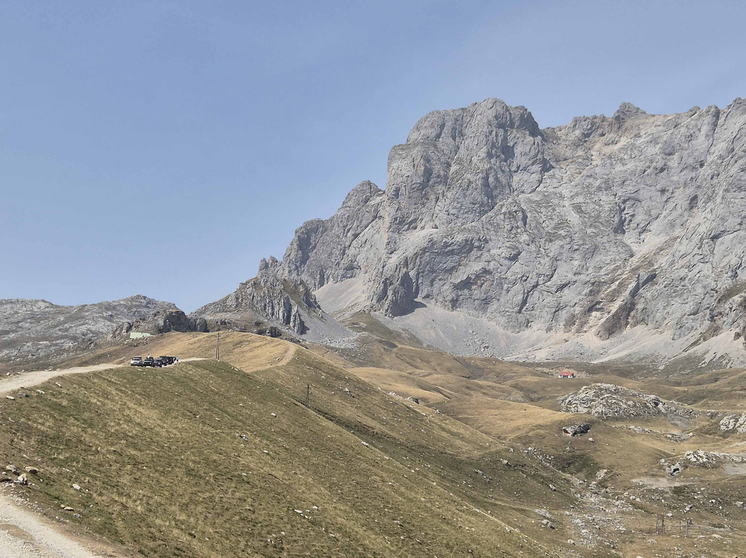 Rutas Turisticas 4x4 ®-Hinojedo必去景点