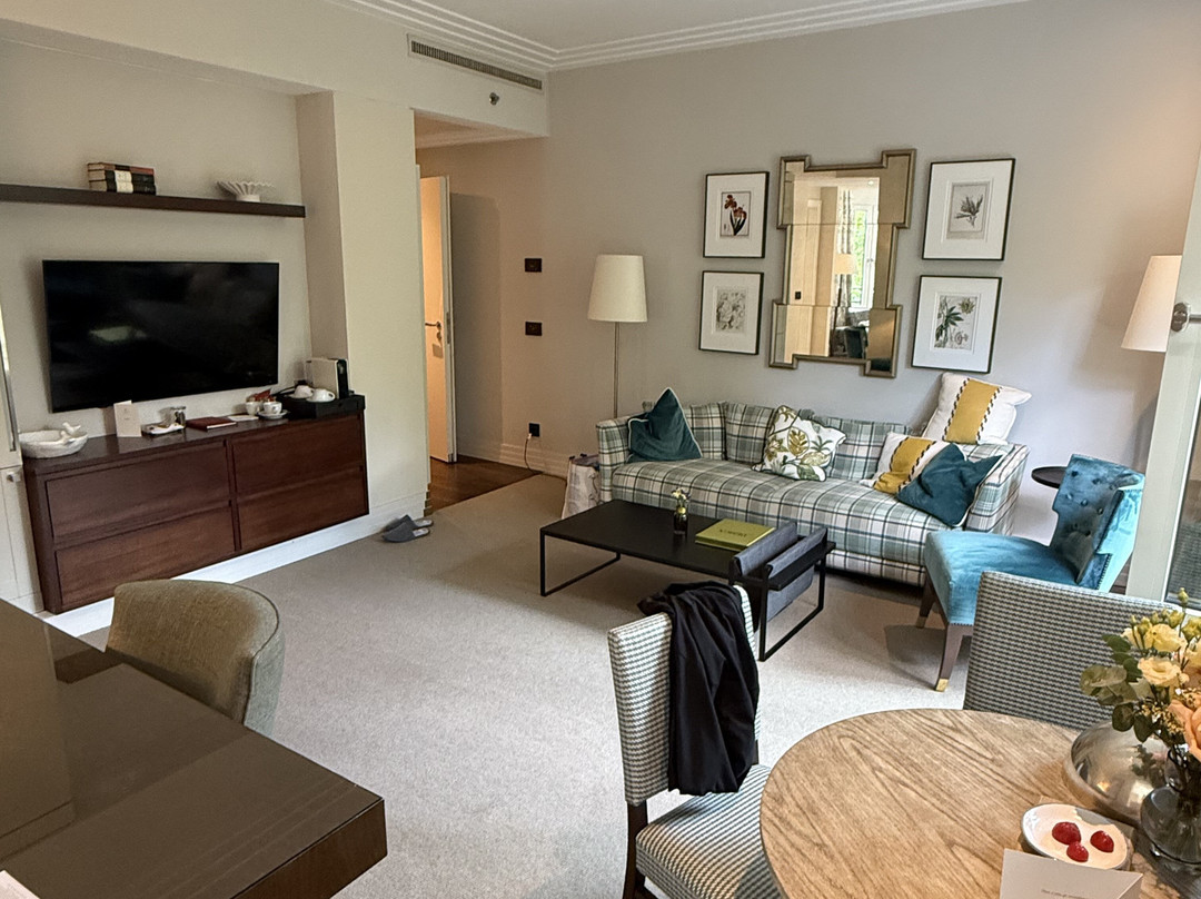 罗科·福尔蒂查尔斯酒店主图