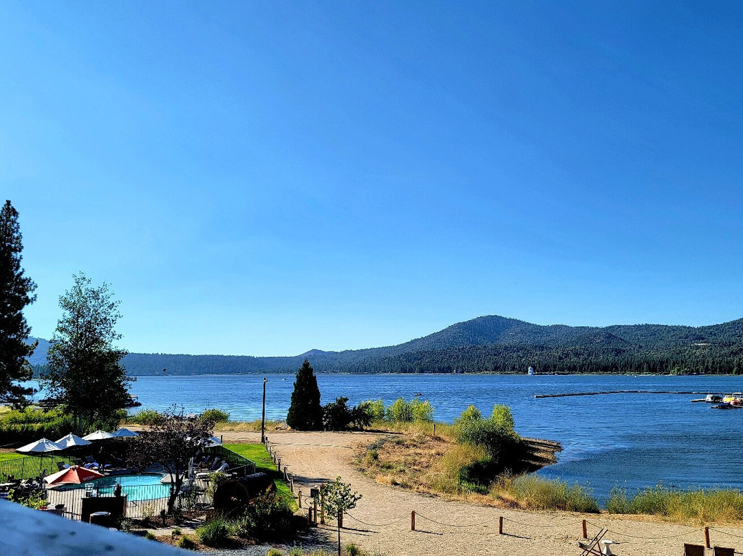 马里纳度假村主图