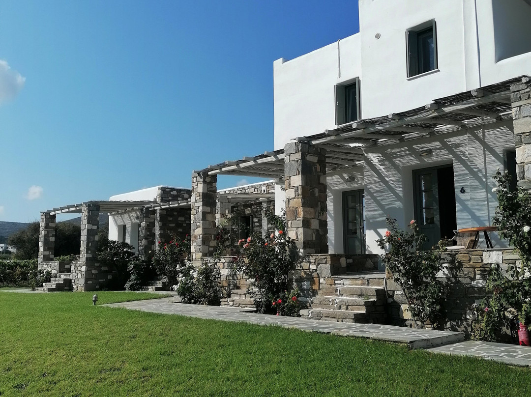 Agrabeli Studios & Apartments主图