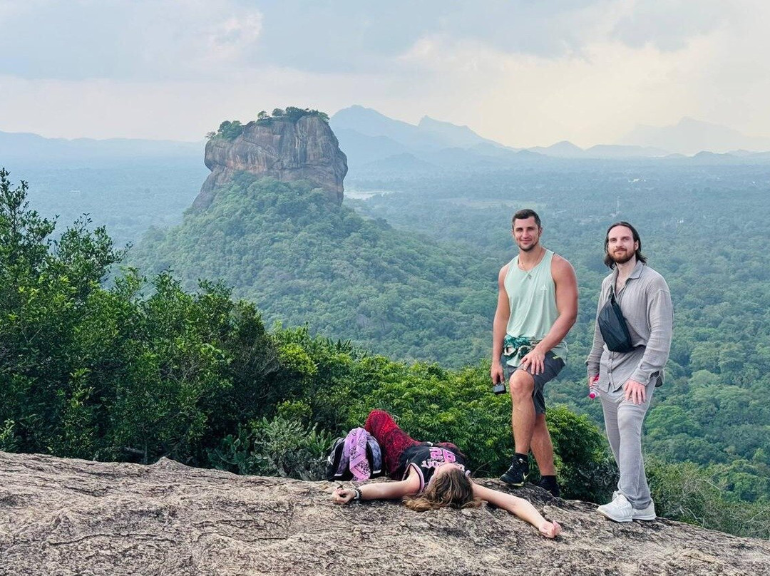 Sri Lanka in 3 Days: Sigiriya, Kandy, Ella & Yala Safari (All-Inclusive)