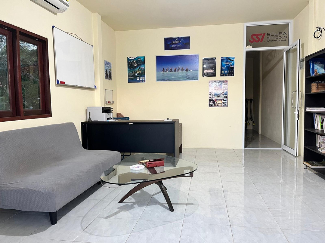 The Divers Boat Koh Phangan-Ban Tai必去景点