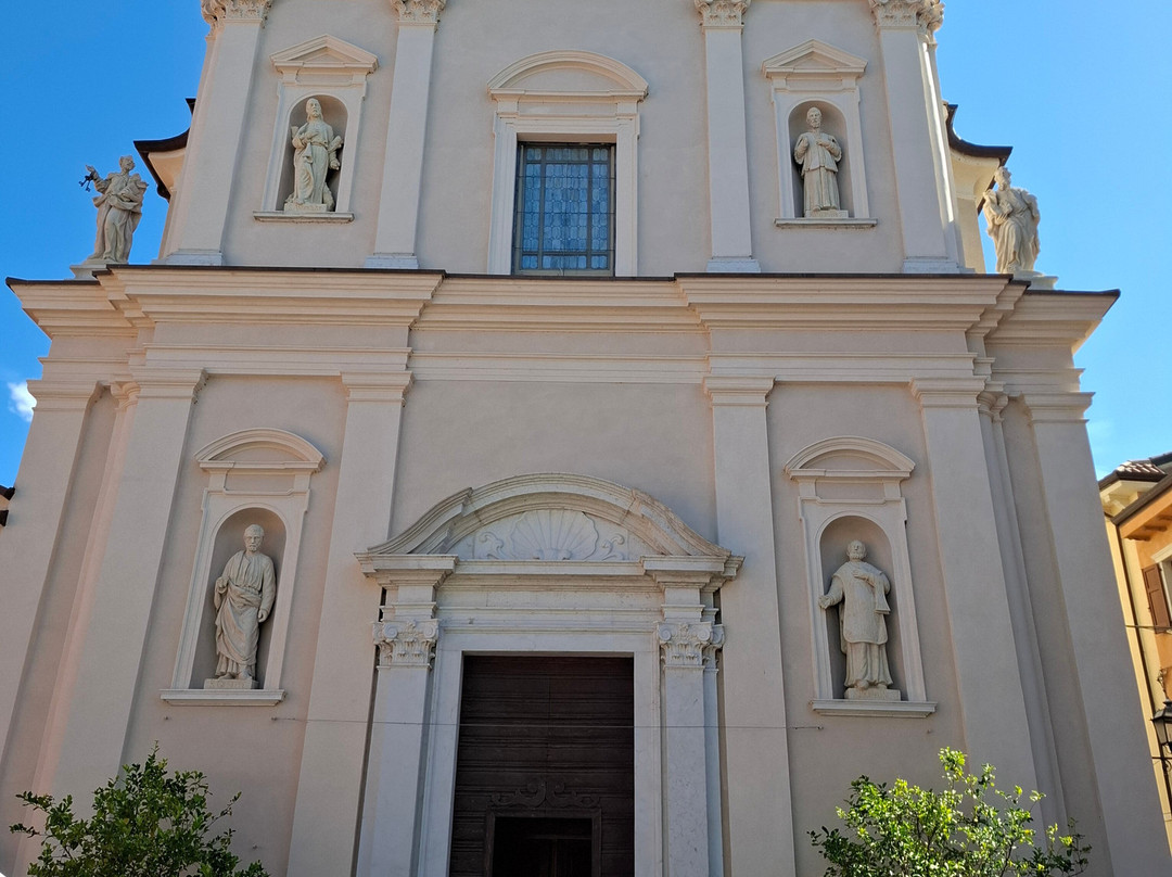 Chiesa dei Santi Pietro e Paolo-托里德尔贝纳科必去景点