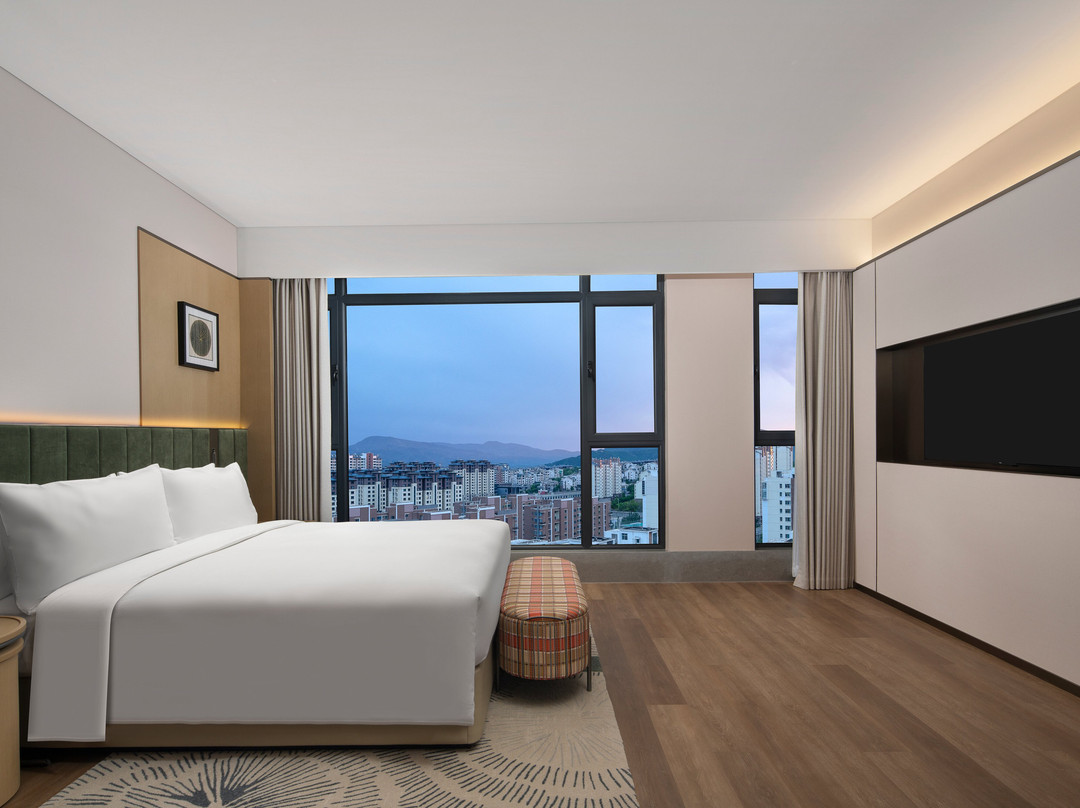 承德高新区希尔顿花园酒店