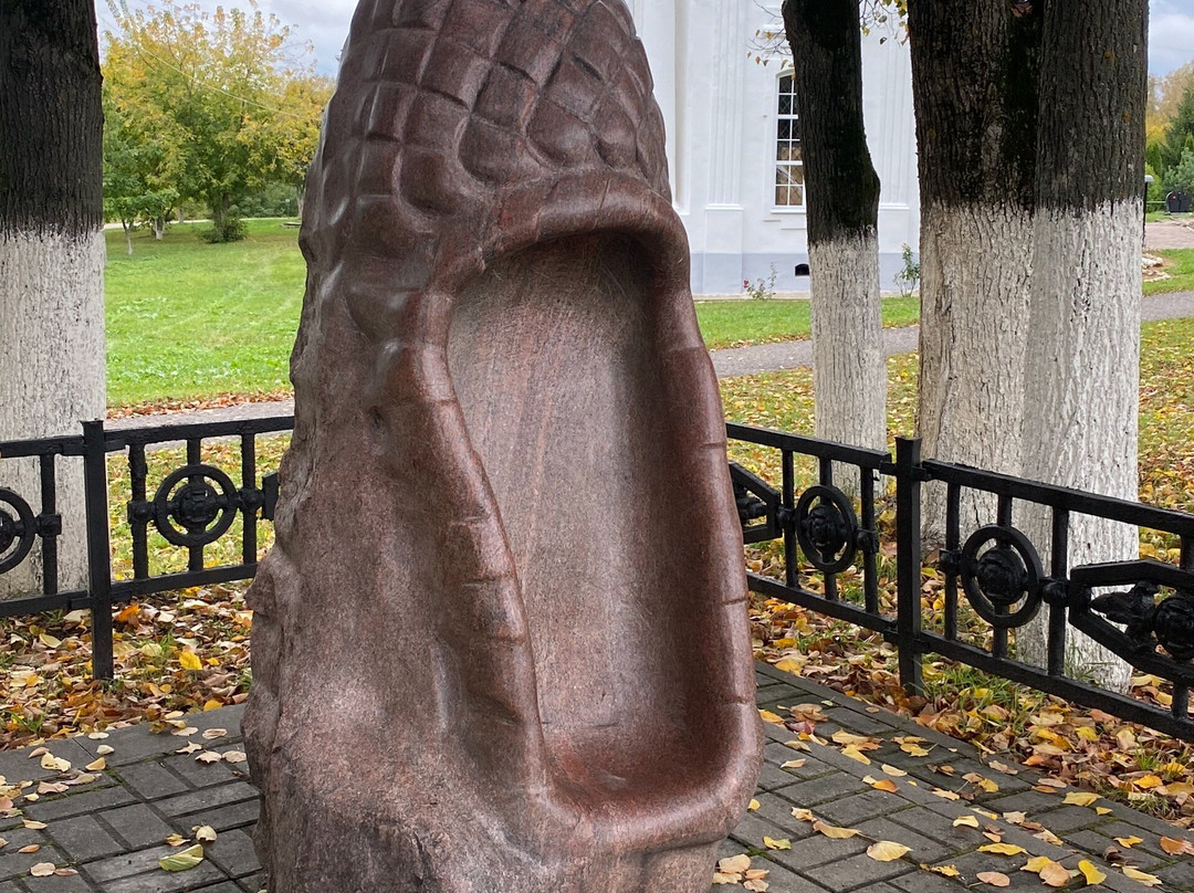 Monument to Russian Bast Shoe-Vyazma必去景点