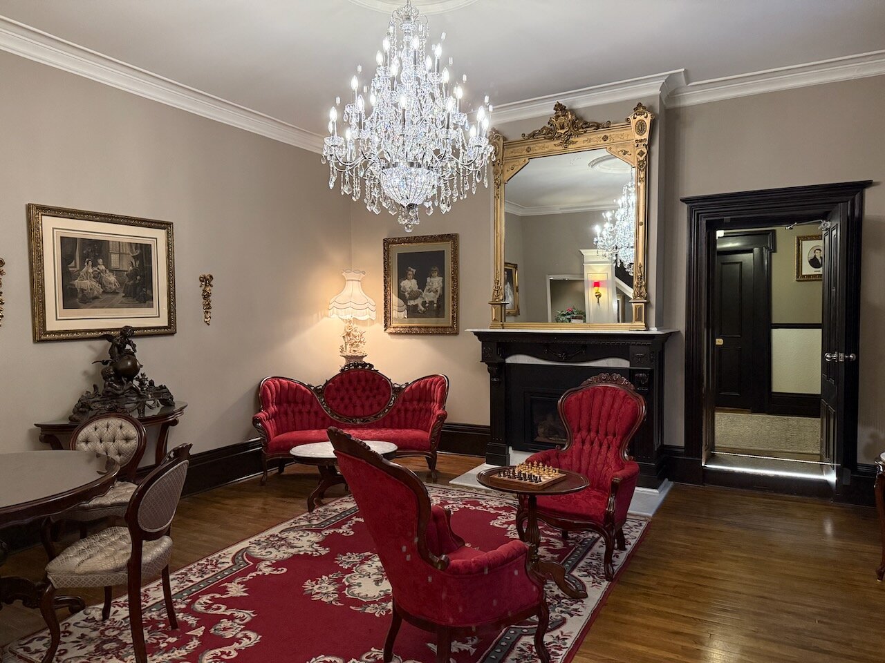 勒克罗斯圣路易酒店-官方