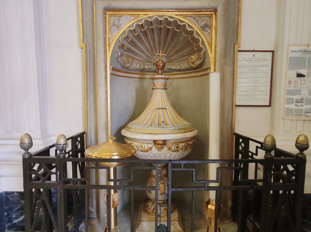 Chiesa di San Tommaso da Villanova-冈多菲堡必去景点