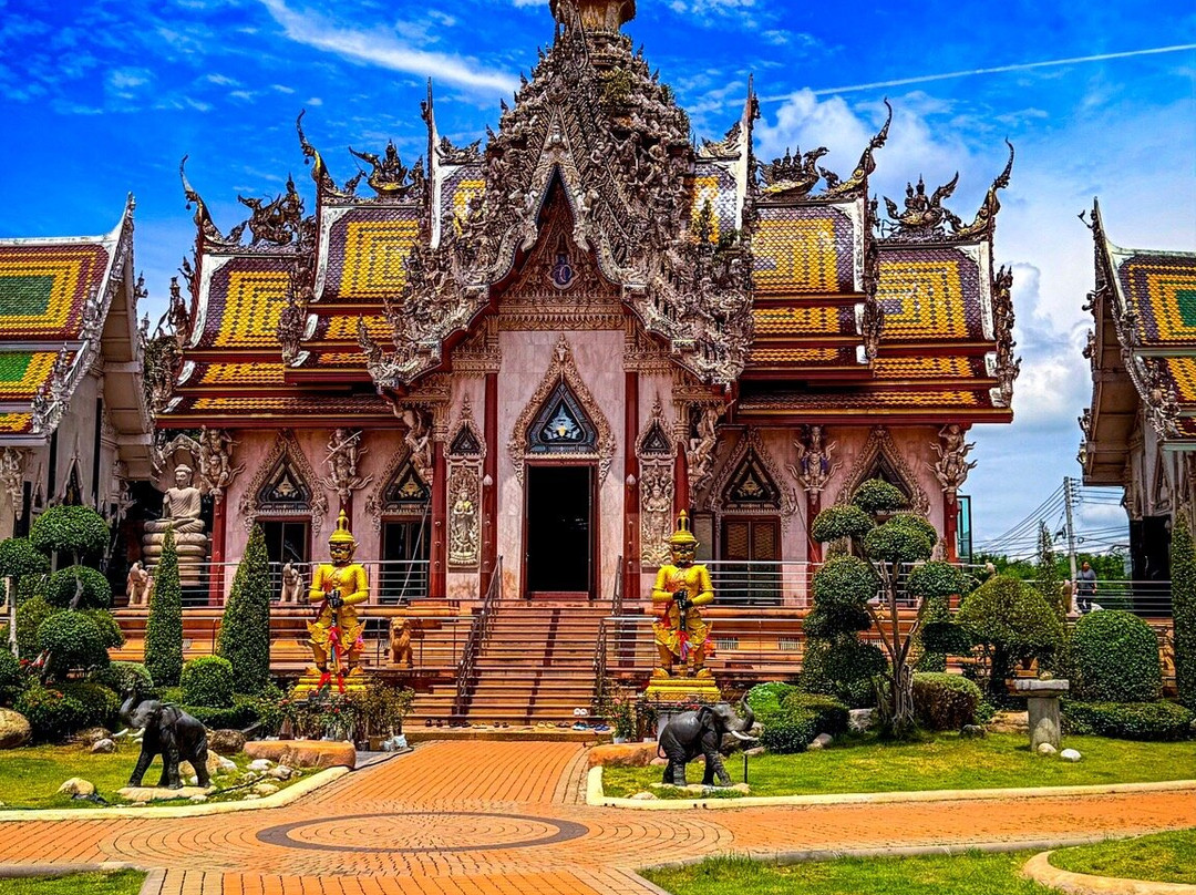 Wat Sisa Thong (Wat Phra Rahoo)-那空猜是必去景点