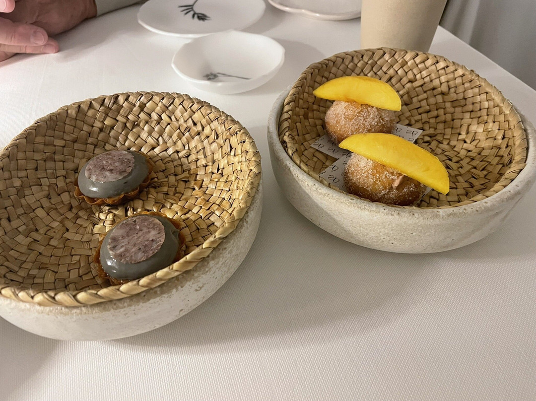 Ausiás Restaurant