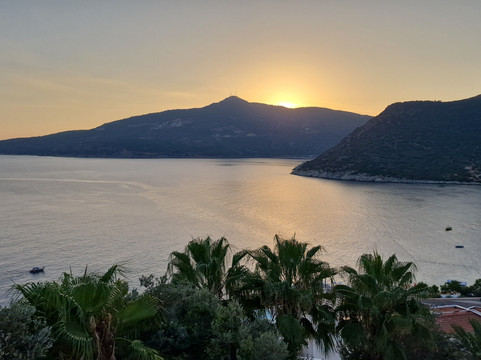 卡拉马赫酒店主图