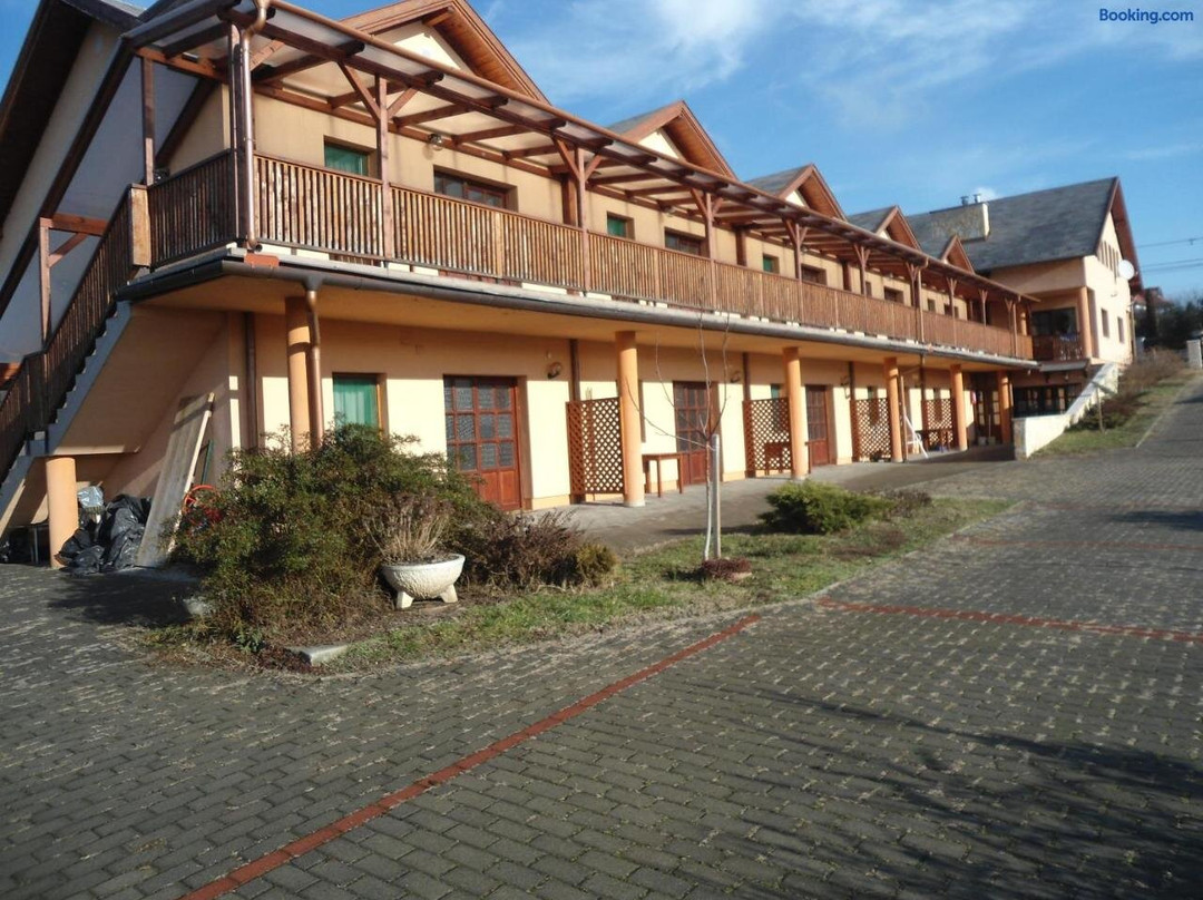 Valentina Apartmanhaz