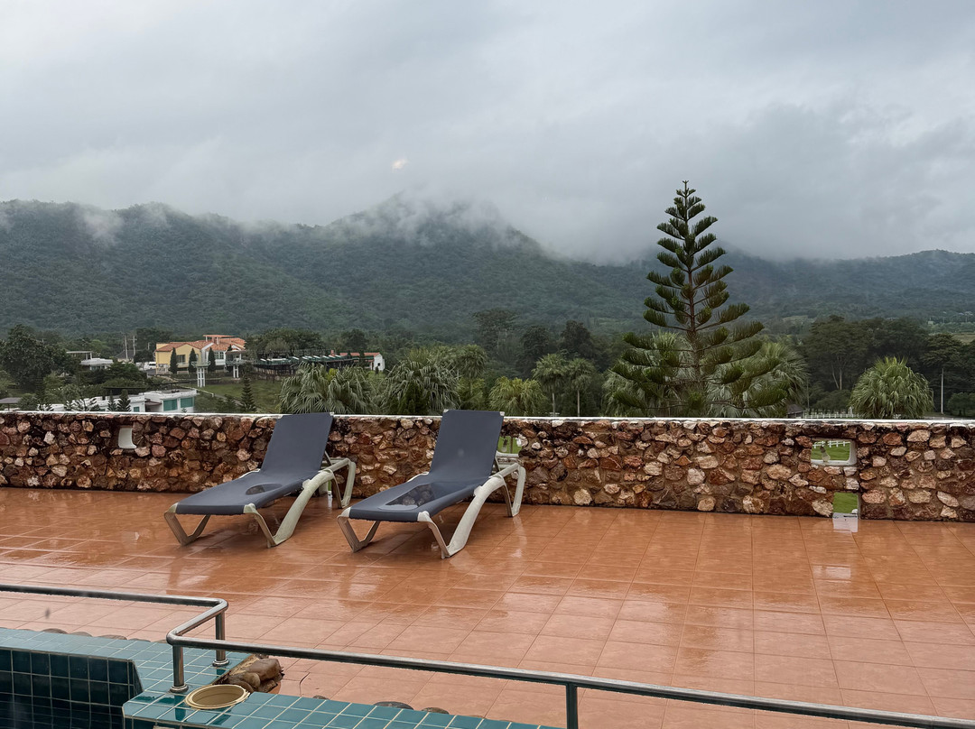 瑞士山谷希普度假村酒店主图