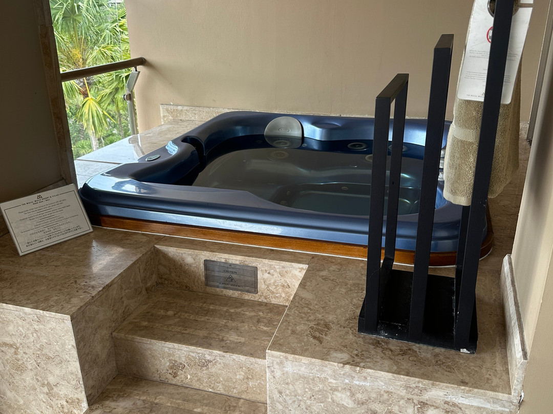 穆丽雅酒店主图