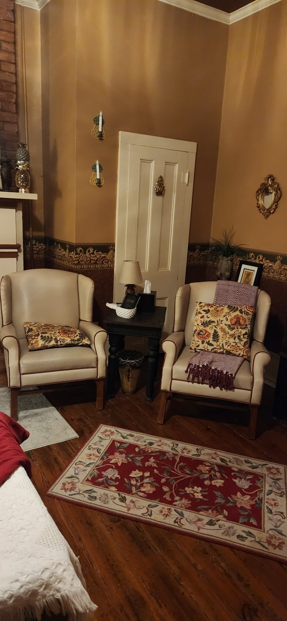 Hatchery House-官方