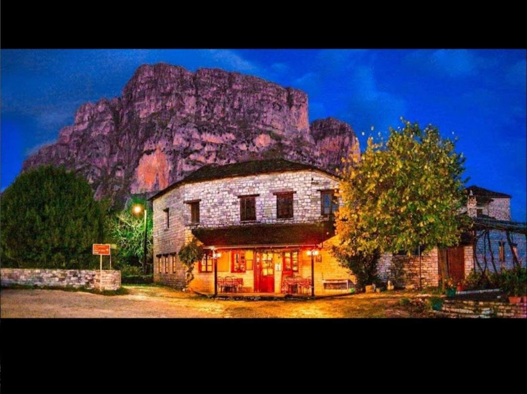 Karpouzis Guesthouse主图