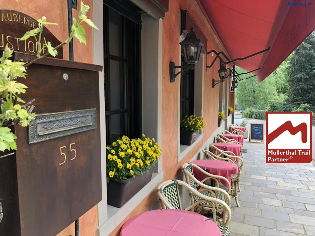 Haller酒店住宿-宁静酒店