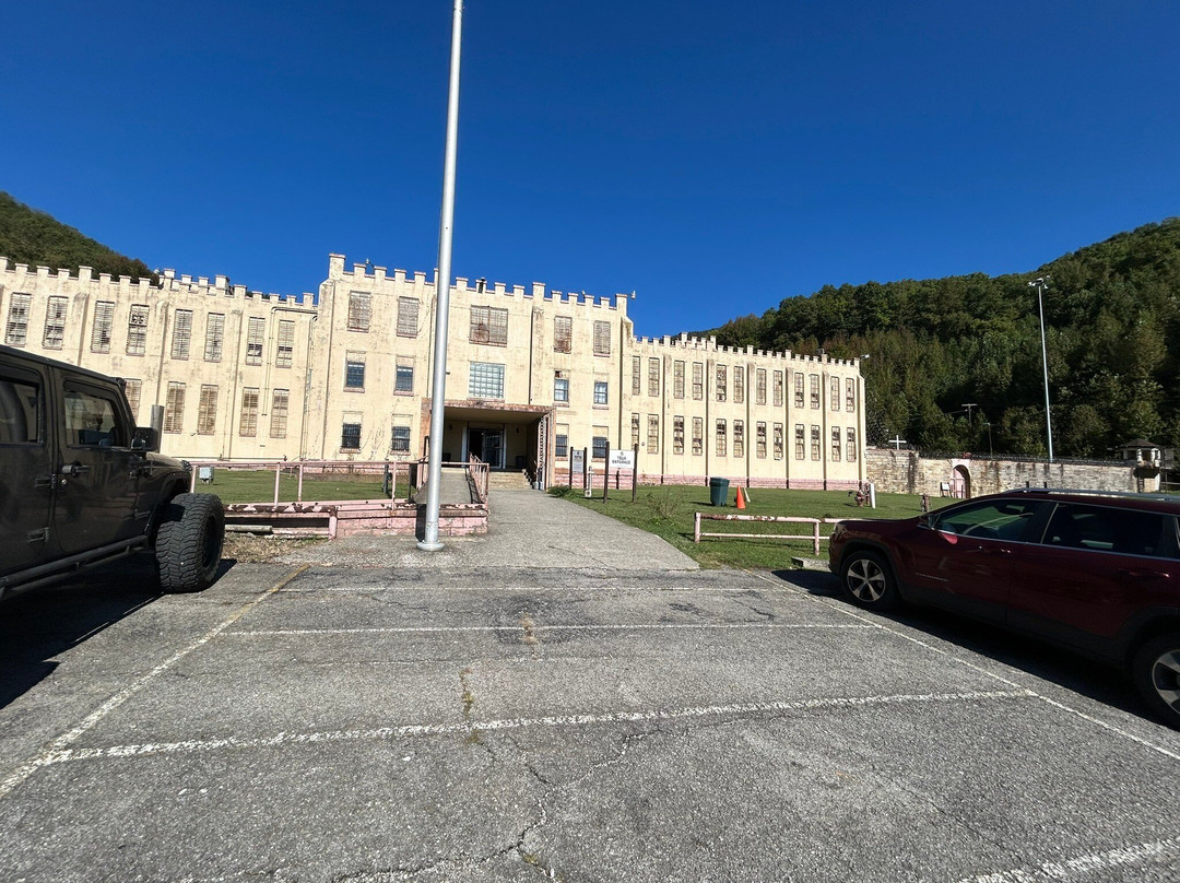 Historic Brushy Mountain State Penitentiary-Petros必去景点