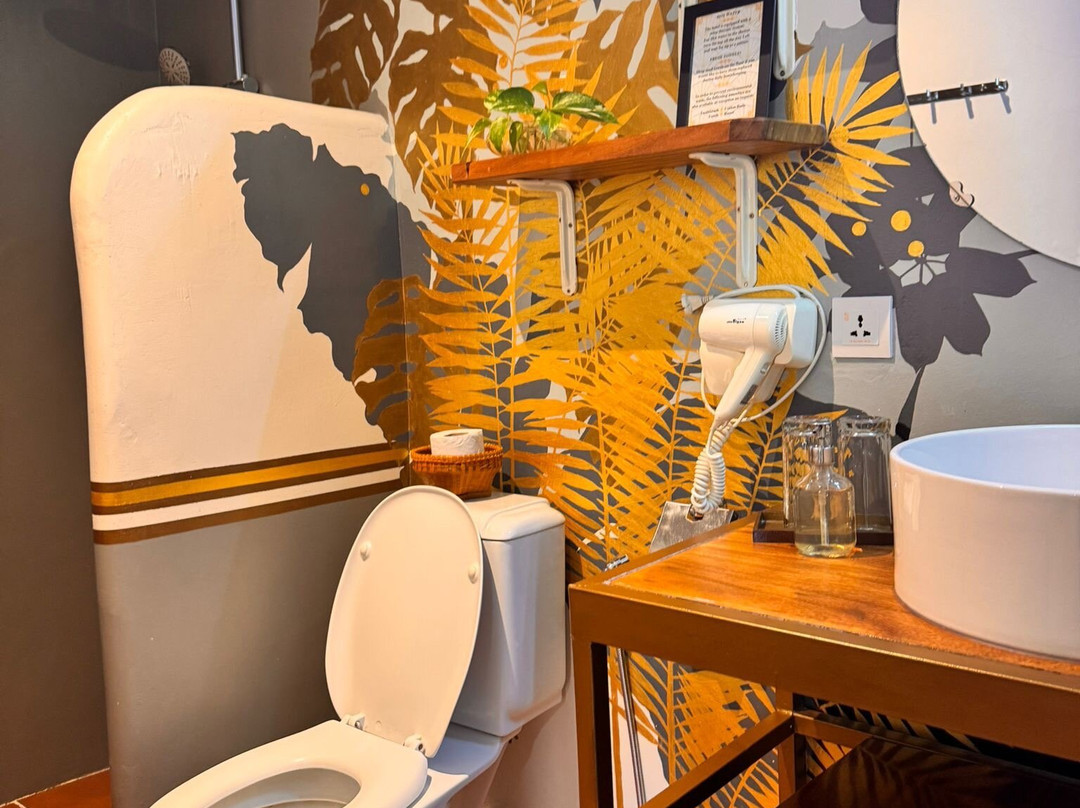 The Old Royal Cinema-贡布必去景点