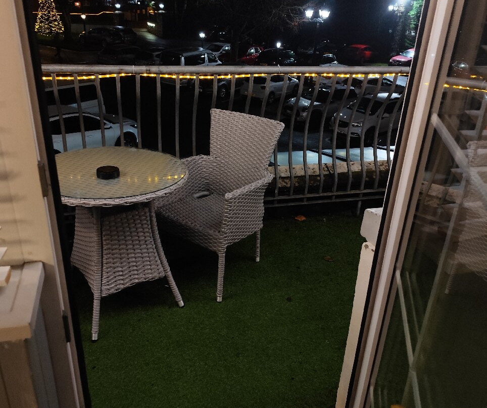 比奇劳恩别墅酒店主图