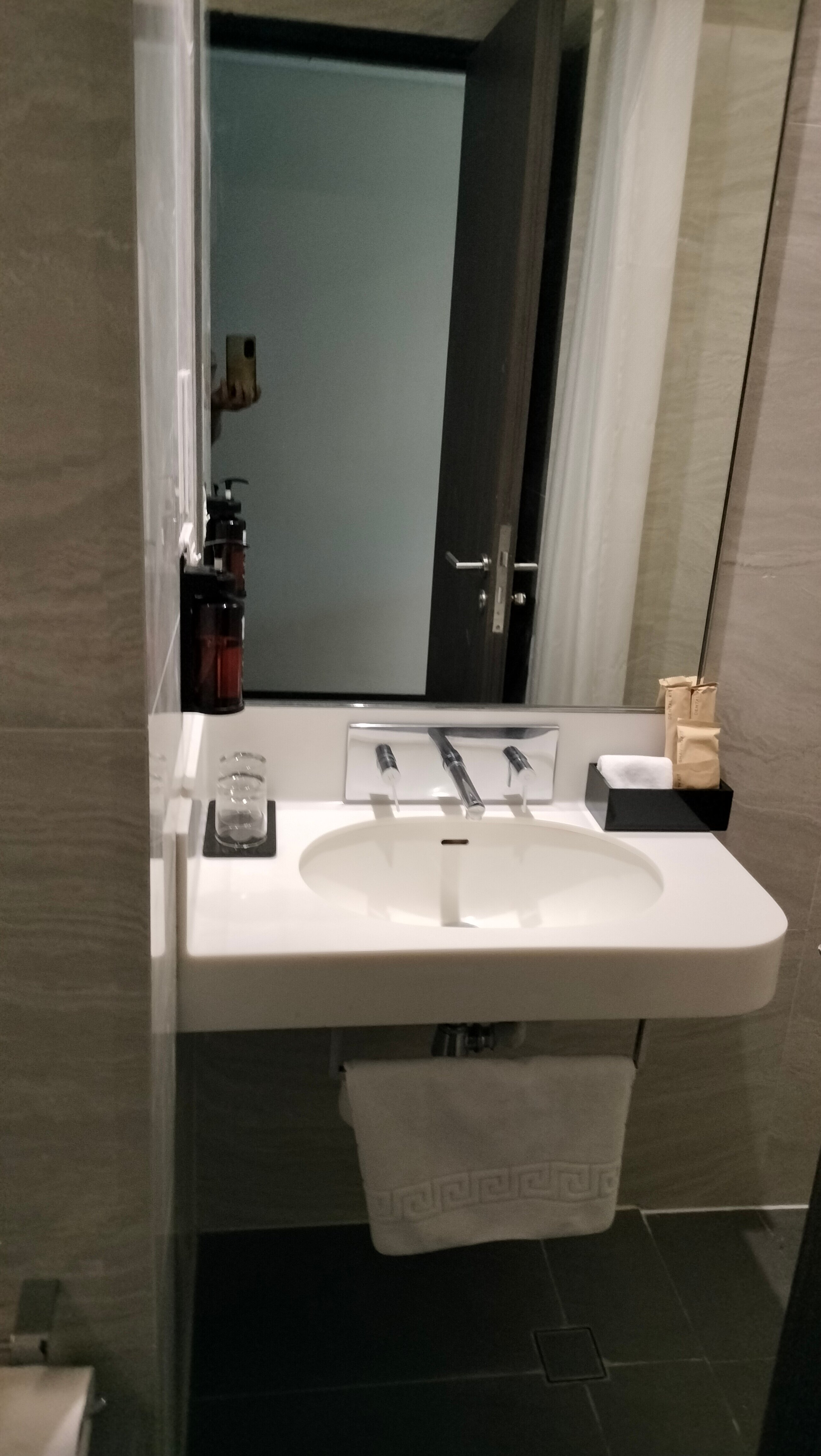 贝尔蒙特马尼拉酒店-浴室