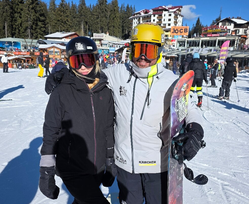 The Black horse Ski & Snowboard-帕泊洛沃必去景点