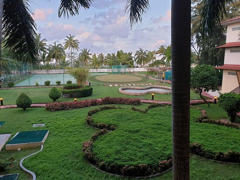 瑚湖尔岛酒店主图