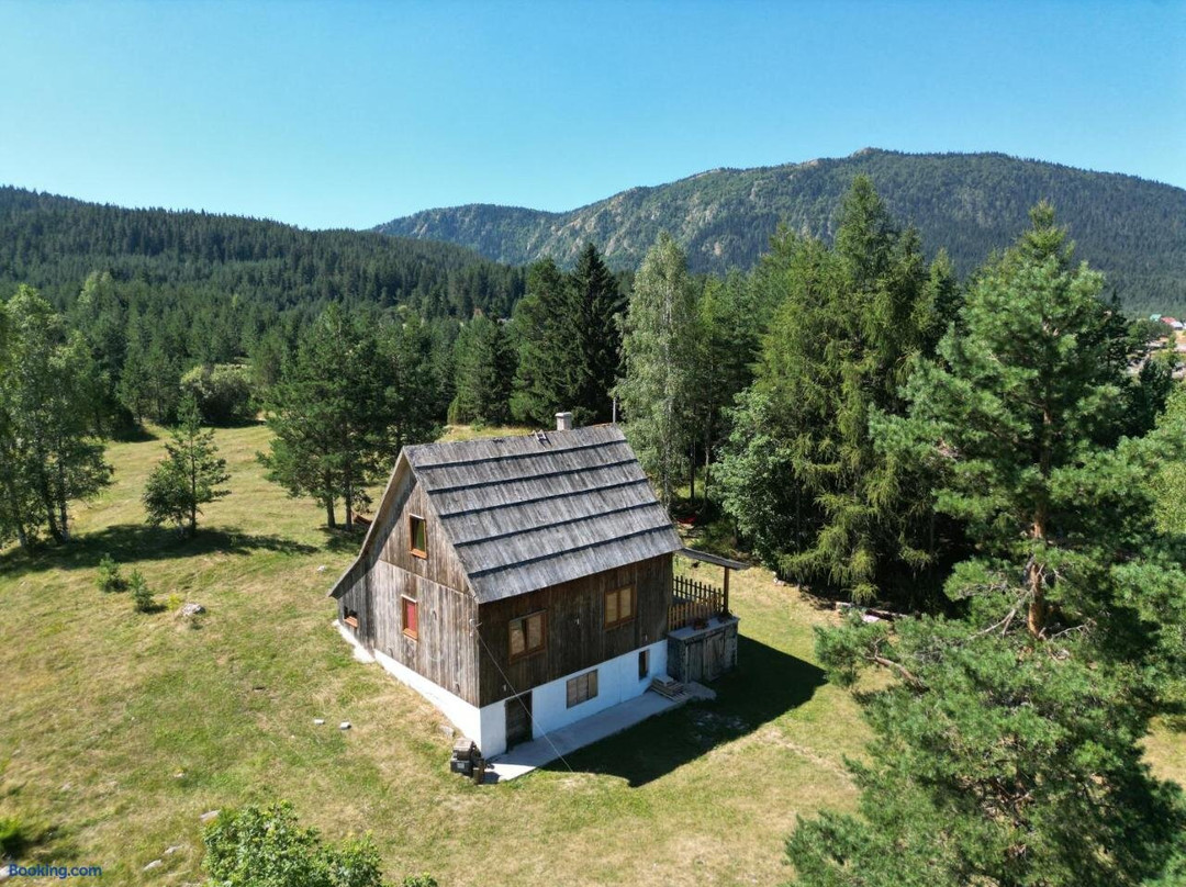 Vukov Konak - Wolf's Lodge