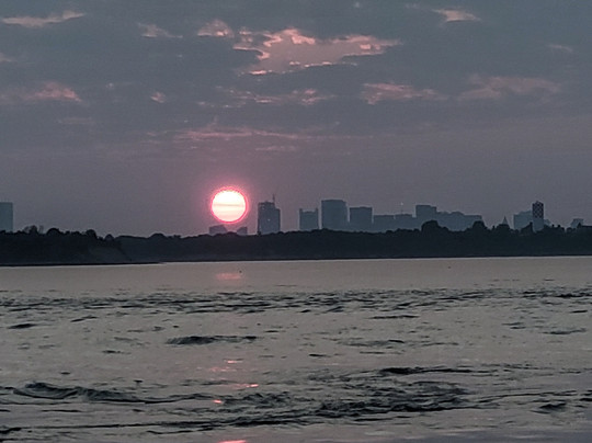 The Beacon Luxury Waterfront Inn主图