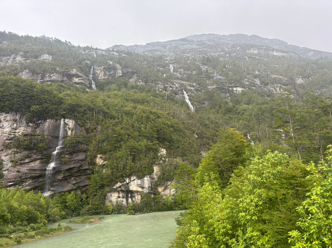 Parque Exploradores-Puerto Rio Tranquilo必去景点