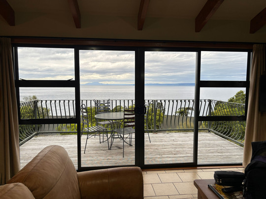 奥雷蒂村度假酒店主图