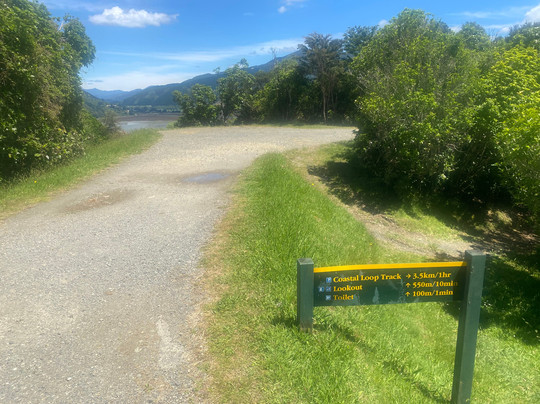 Cullen Point Tracks-布伦海姆必去景点