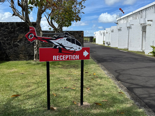 Corail Helicopteres-Triolet必去景点